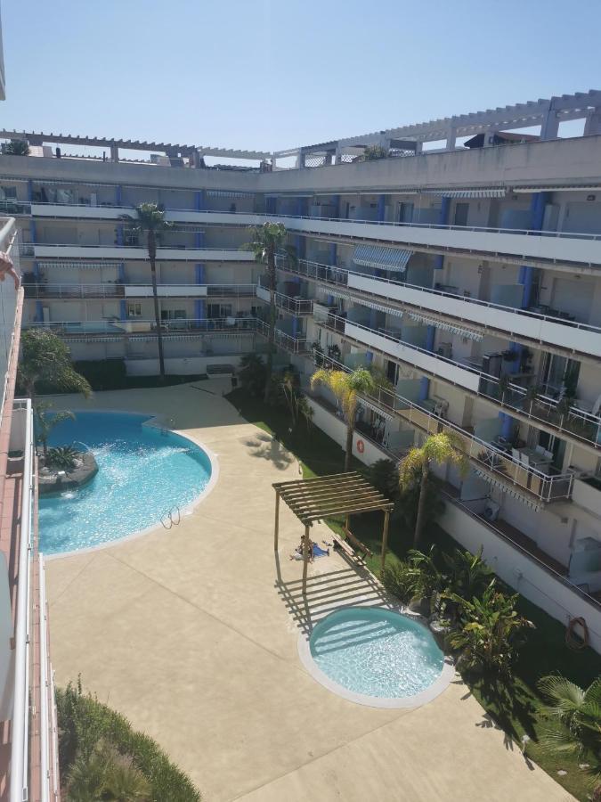 Atico Of 3 Rooms, Total 130M² Just For You With A 60 M² Terrace, Swimming Pool, Mountain And Marina View. Roses Bagian luar foto
