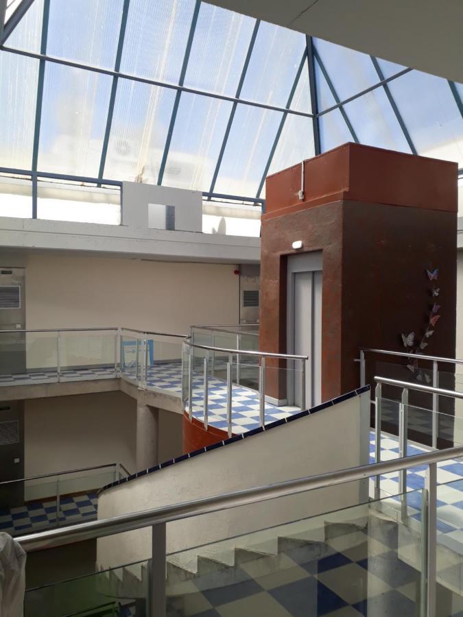 Atico Of 3 Rooms, Total 130M² Just For You With A 60 M² Terrace, Swimming Pool, Mountain And Marina View. Roses Bagian luar foto